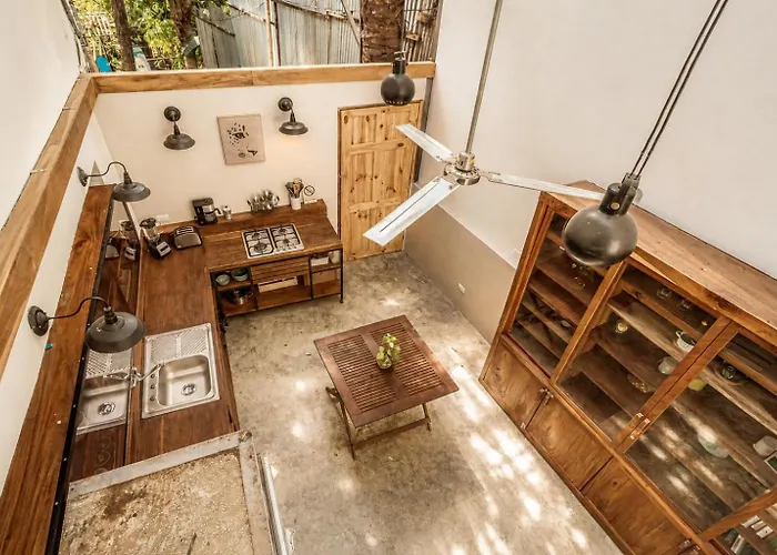 Believe Surf & Yoga Lodge Santa Teresa